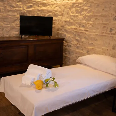 Fontana Lejlighedshotel Casa Boscarelli