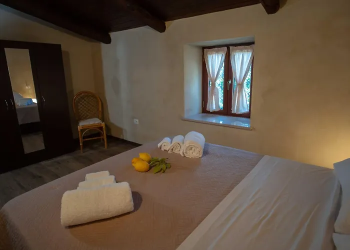 Fontana Casa Boscarelli